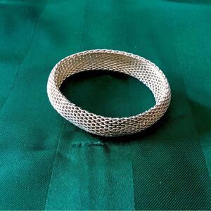 Flex mesh bangle bracelet 
Marked Sterling Silver 
32.6 grams